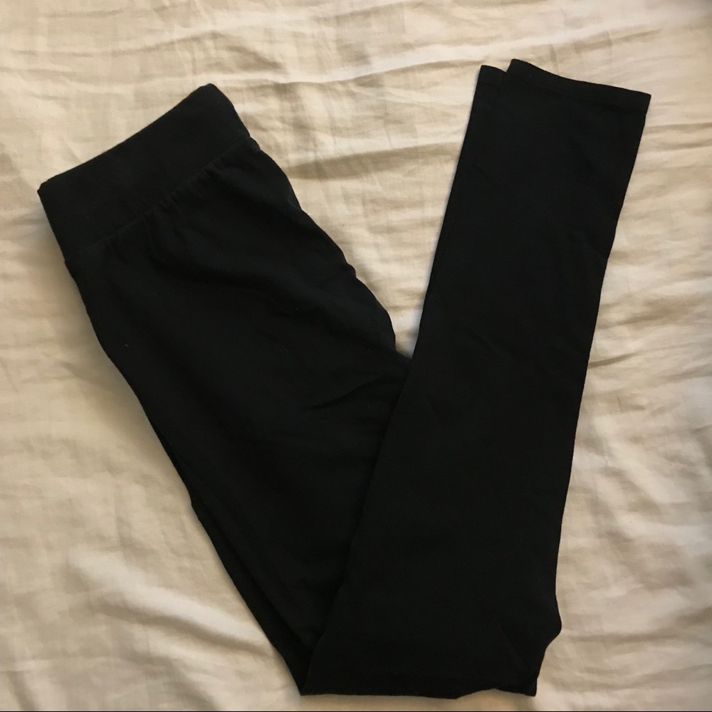 black leggings